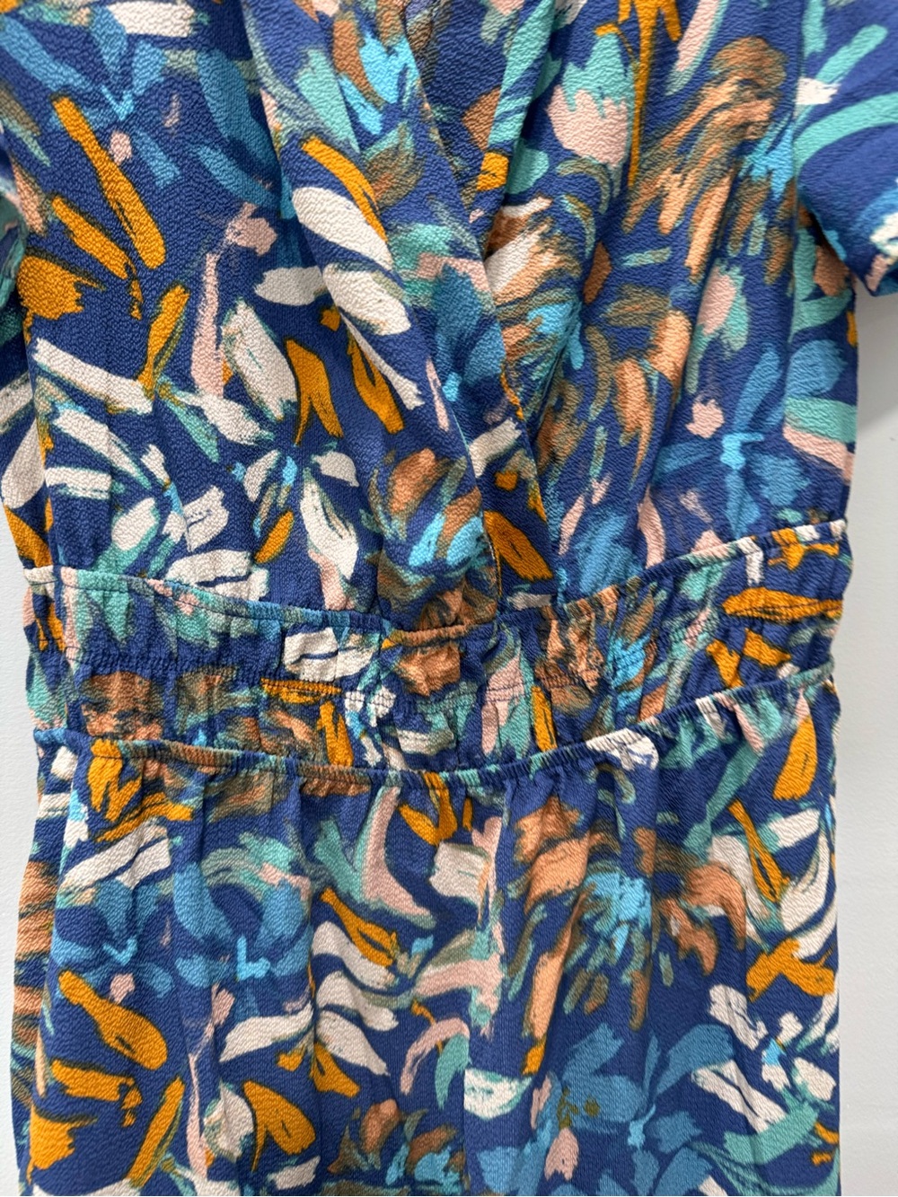 Monteau Floral Short Sleeve Dress. Size Medium - Picture 7 of 7